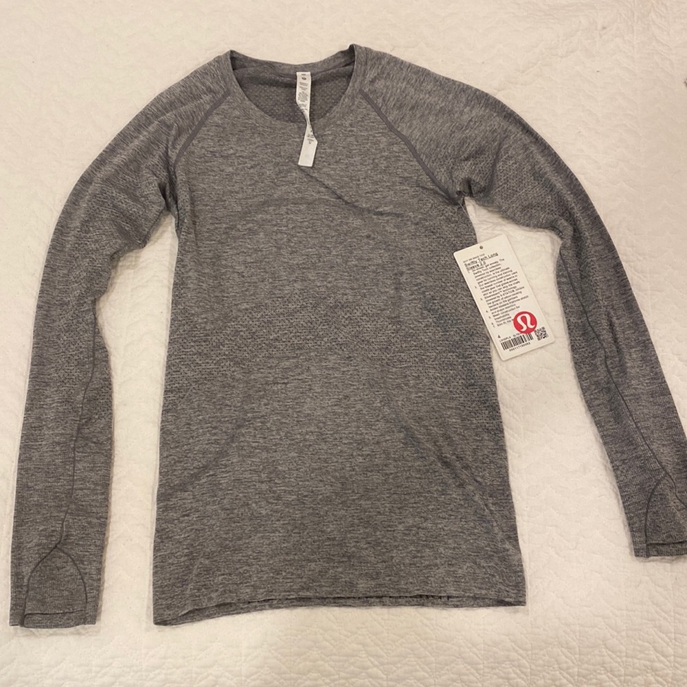LuluLemon longsleeve swiftly tech grey size 4 new with tags never worn